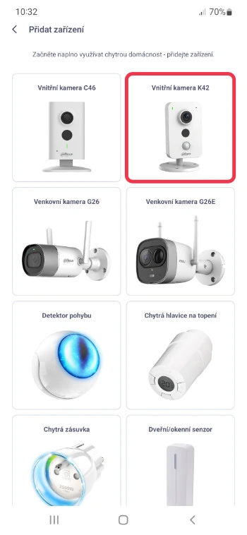Výběr zařízení v aplikaci O2 Chytrá domácnost se zvýrazněnou vnitřní kamerou K42