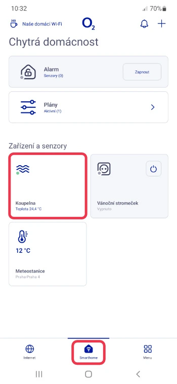 Přehled zařízení v aplikaci O2 Chytrá domácnost se senzorem Koupelna zobrazujícím teplotu vzduchu