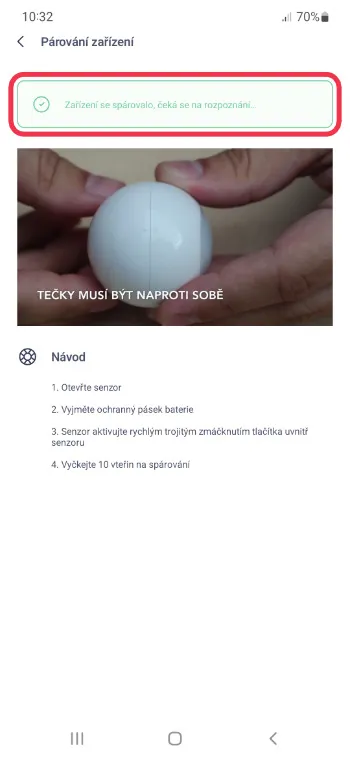 Průběh párování senzoru v aplikaci O2 Chytrá domácnost se stavovou hláškou o úspěšném spárování a návodem