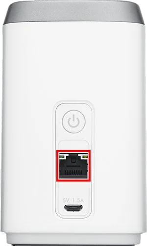 Modem ZyXEL LTE 4506-M606, zdířka pro LAN kabel