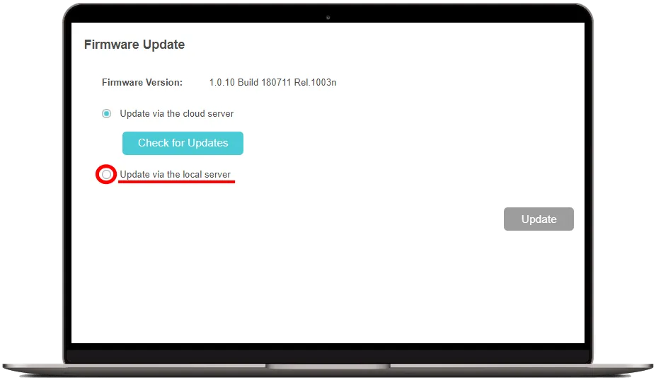 Výběr možnosti Update via the local server pro ruční aktualizaci firmwaru routeru TP-Link